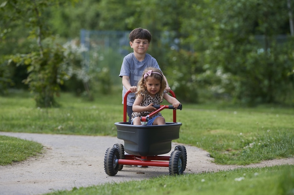 VIKING EXPLORER Surfer Boat