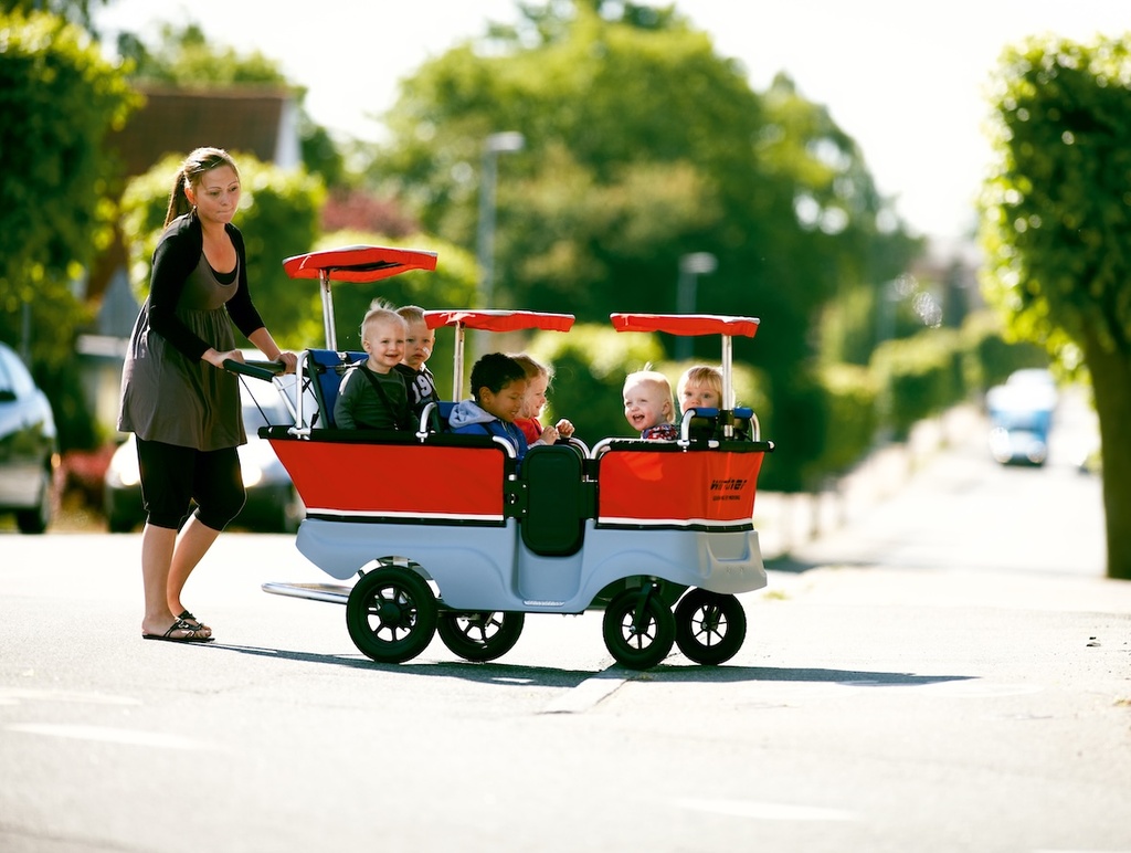 Turtle Kinderbus für 6 Kinder