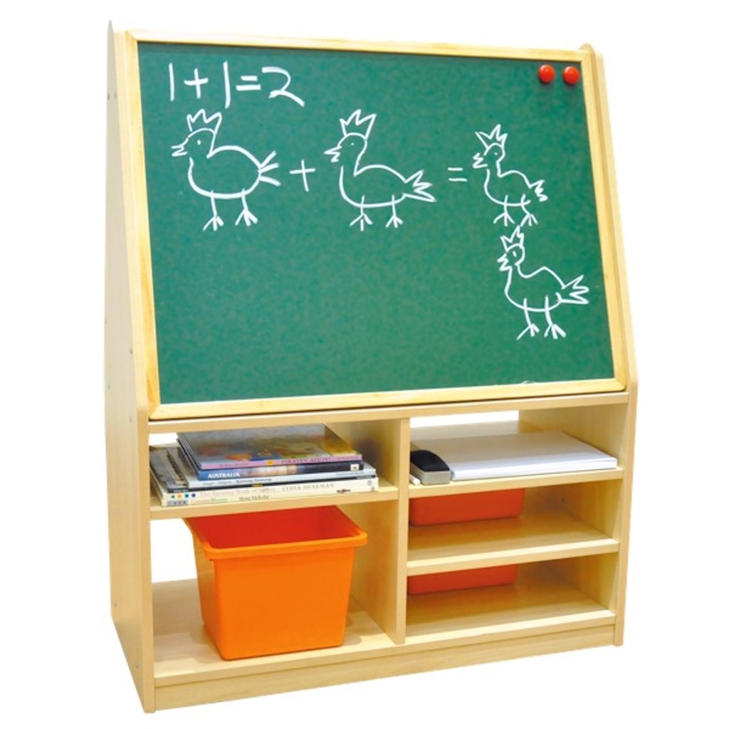 Regalkombination mit Tafeln